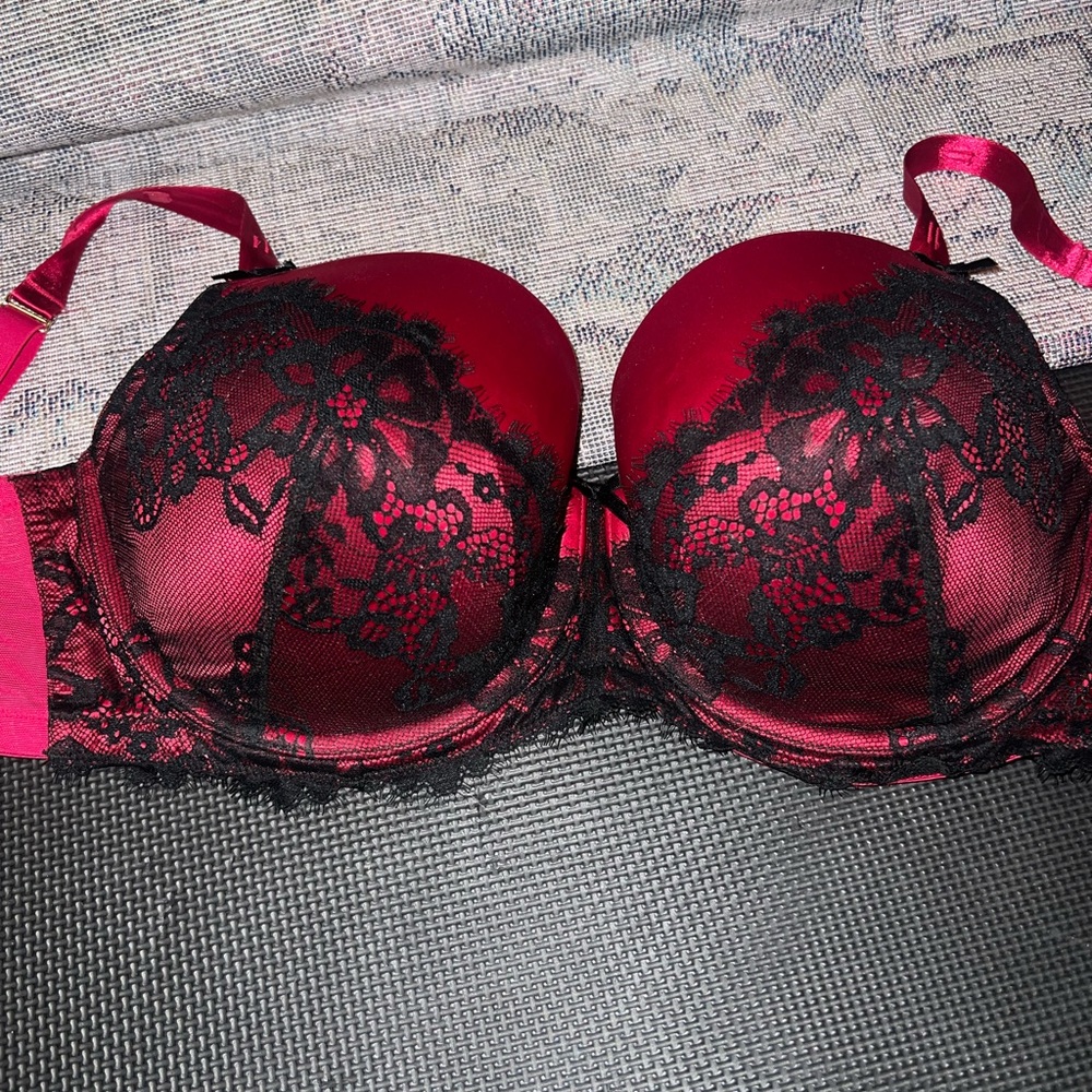 Gently worn Lane Bryant Cacique Boost Bra. 36G
